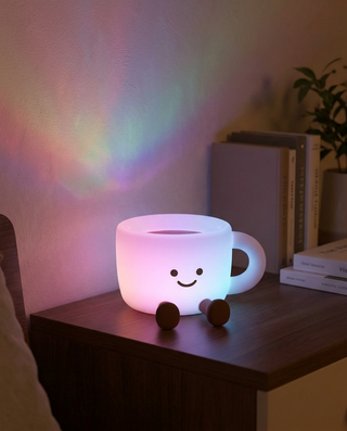 Cosy Cup Night Light in colour-changing mode